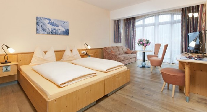 Hotel Schweizerhof, Kitzbuhel ski chalet, image 4